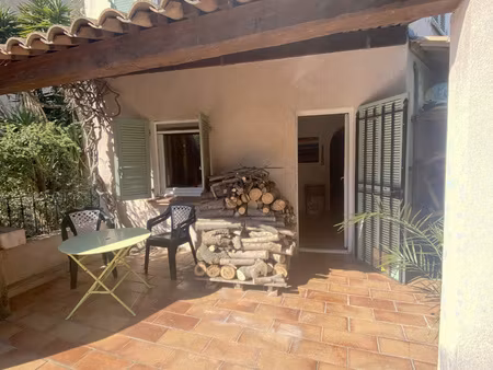 hyeres ouest: maison de charme 100 m2 5 pieces