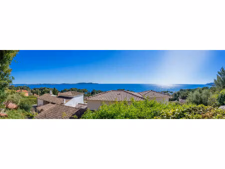 villa carqueiranne 5 pièce(s) 105m2