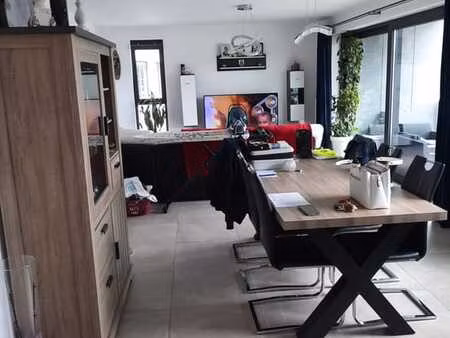 appartement 2 chambres à louer quai de compiègne