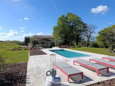 villa de luxe à vendre à larbey