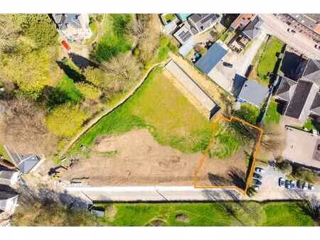 terrain +/- 850 m² pour 2 apparts en zone d'habitat