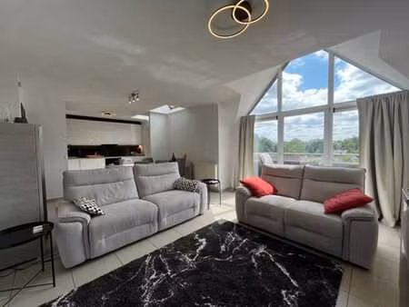 magnifique duplex 3 chambres avec 2 places de parking