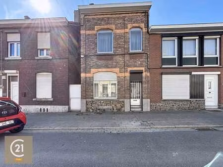 maison 3 facades avec garage