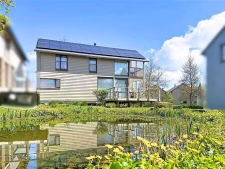 superbe villa en bordure des lacs de l'eau d'heure