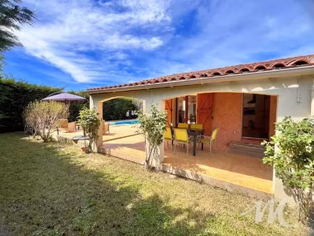 jolie maison au calme avec piscine à barjols