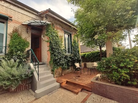 maison de luxe à vendre dans le quartier centre ville