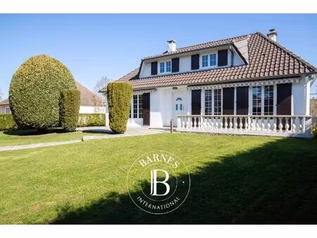 exclusivité - bois-de-haye - maison familiale avec jardin arboré
