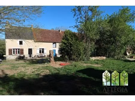 maison de campagne a renover avec jardin attenant