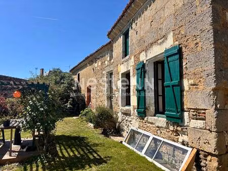 vente maison à passavant-sur-layon (49560) : à vendre / 68m² passavant-sur-layon