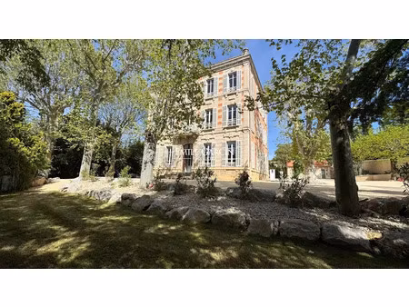 vente maison 15 pièces 500 m² à salon-de-provence (13300)  2 150 000 €