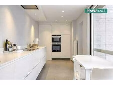 maison avec salon de coiffure séparé à lendelede izegemsestr