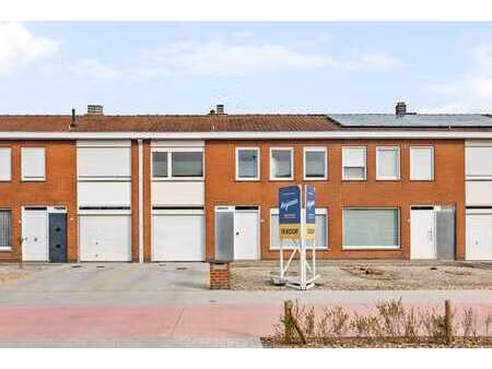 maison prête à emménager avec 4 chambres  jardin et garage