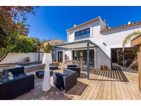 maison de luxe à vendre à carnon plage