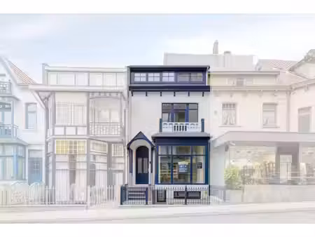 maison mitoyenne de caractère avec 4 chambres  au centre ...