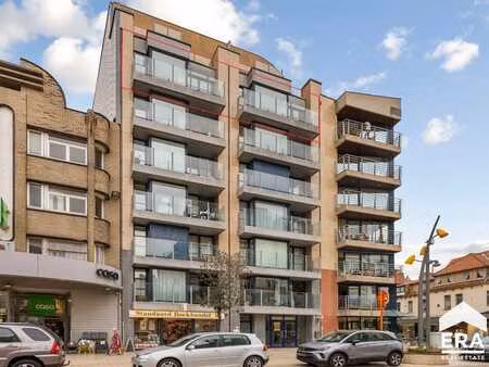 appartement exclusif   4 chambres à vendre à la panne!