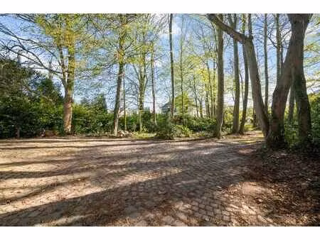 offre unique: terrain généreux de 2685m2 avec un fort poten