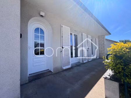 maison entièrement rénovée avec logement indépendant