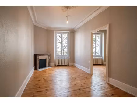 vente appartement 4 pièces 84.16 m² à clermont-ferrand (63000)  169 000 €