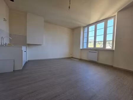 appartement t3 - 2ème étage