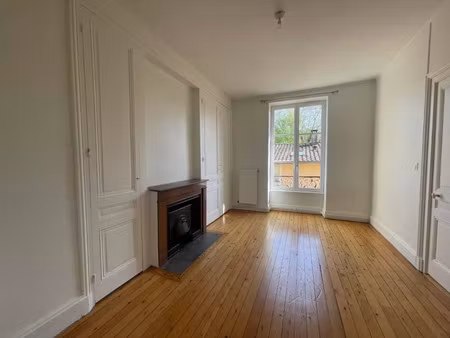 location appartement 3 pièces 57 m² à lyon 9 (69009)
