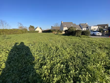 terrain à saint thurial de 708 m²