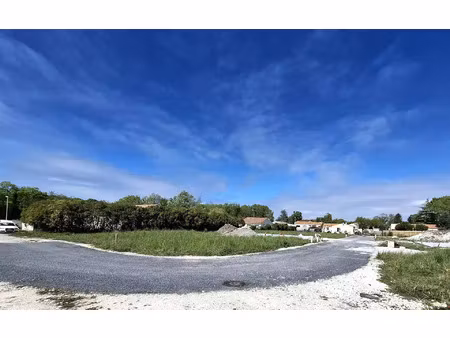 terrain médis m² t- à vendre  75 600 €