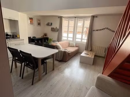 nouveauté à la location – t3 au cœur de châtillon-sur-chalaronne