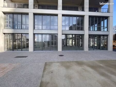 local commercial 394 m² bordeaux