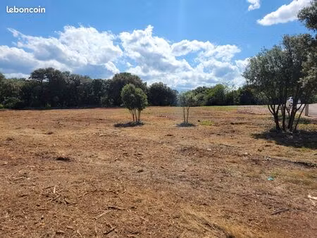terrain à batir 560 m2