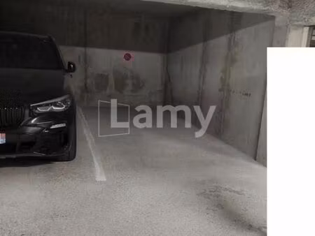 parking 10 m² nancy