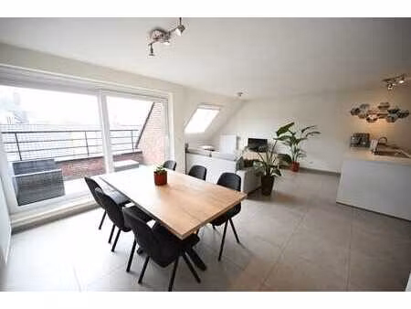 recent 3-slaapkamerappartement in centrum torhout