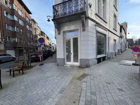 commerce - angle - belle vitrine