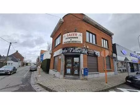 commerce + appartement du gérant