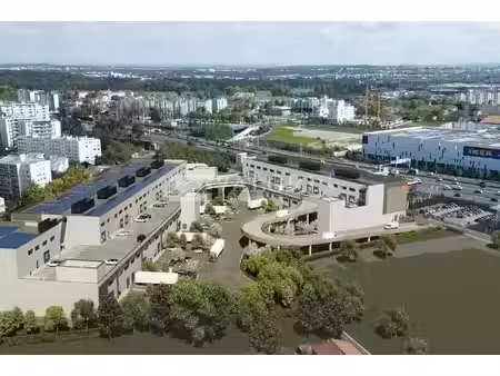 parc d’activite de 21 000 m² à louer