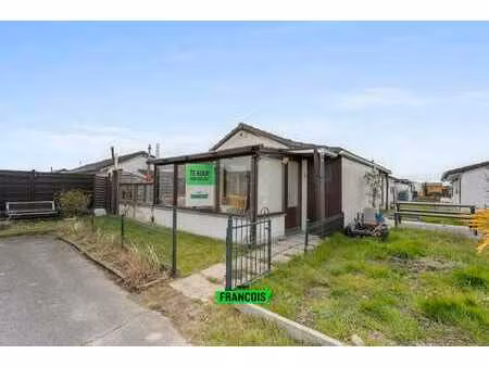 maison de vacances avec jardin et emplacement de camping at…