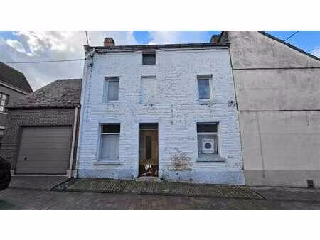 maison à rénover (possib. 3 chambres)