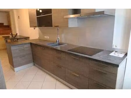 location maison à libourne (33500) : à louer / 77m² libourne