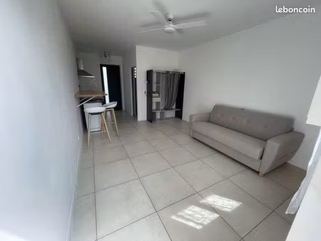 studio meublé centre ville tampon