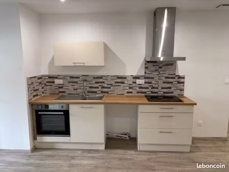 t2 46 m² entièrement rénové – terrasse + parking – penne-d’agenais – disponible 01/06/2026