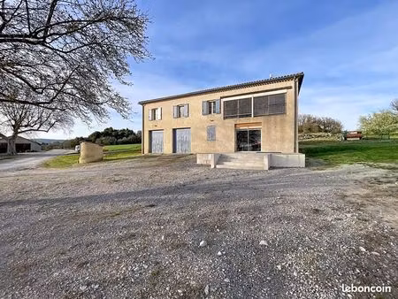 a louer - haut de villa t5 - forcalquier