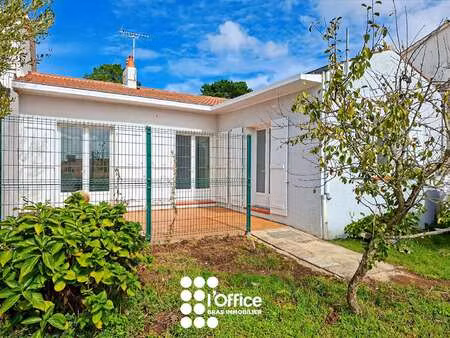 vente maison à brem-sur-mer (85470) : à vendre / 86m² brem-sur-mer