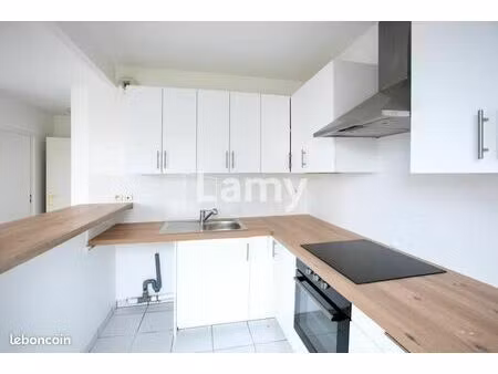 appartement 3 pièces 47 m²