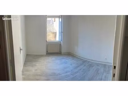 appartement t2 1er étage 32m²