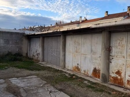 garage proche intramuros