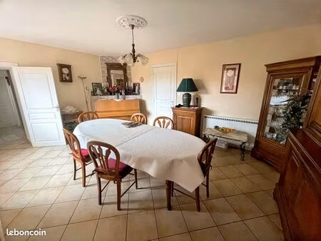 maison 5 pièces 164 m²