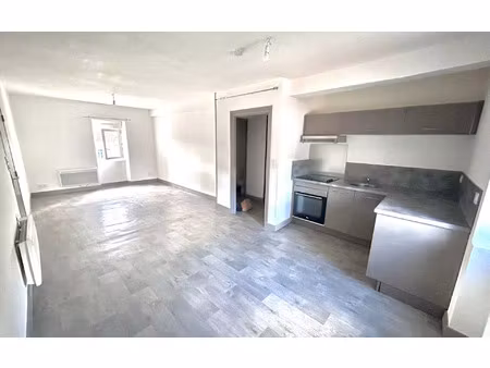 location appartement  m² t-3 à périgueux  537 €