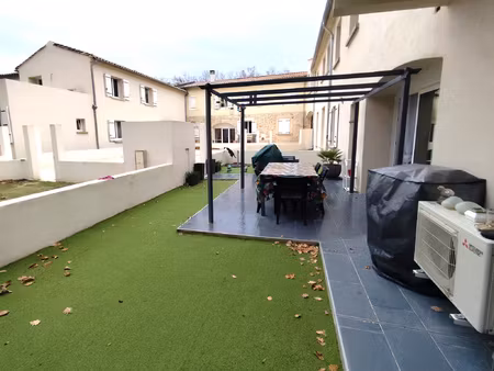 jonquieres saint vincent - t4 95m2 terrasse parking et garag