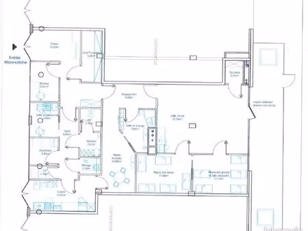 local commercial 145 m²