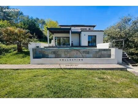 villa 5 pièces 145 m²