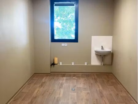 local - pôle santé